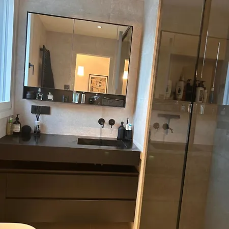 Lejlighed Luxury White House